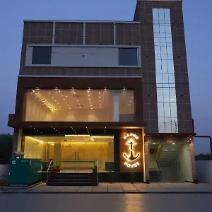 Marine House Agra (Uttar Pradesh)