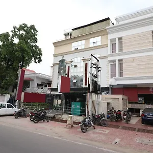 Hotel Oyo 16147 Jyoti Continental Agra, Agra (Uttar Pradesh)